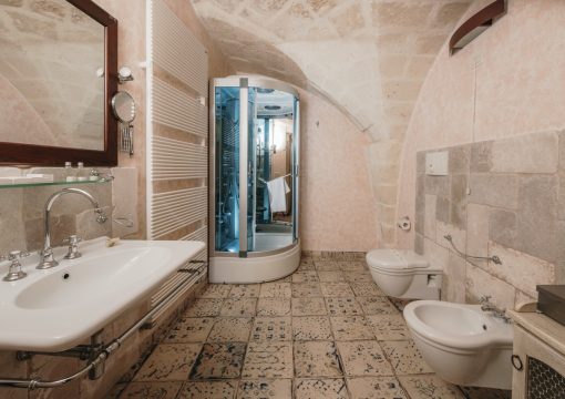 Standard Room (max 2 guests – approx. 16 m²)