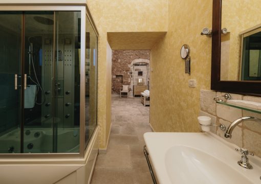 Strazzati Suite (max 4 guests – 20 + 25 m²)